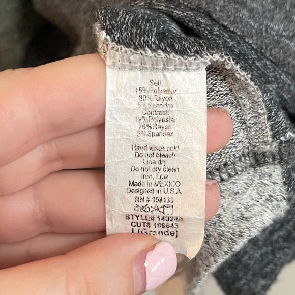 Staccato - Women’s Color Block Grey Super Soft Long Sleeve - Size L - Picture 3 of 4